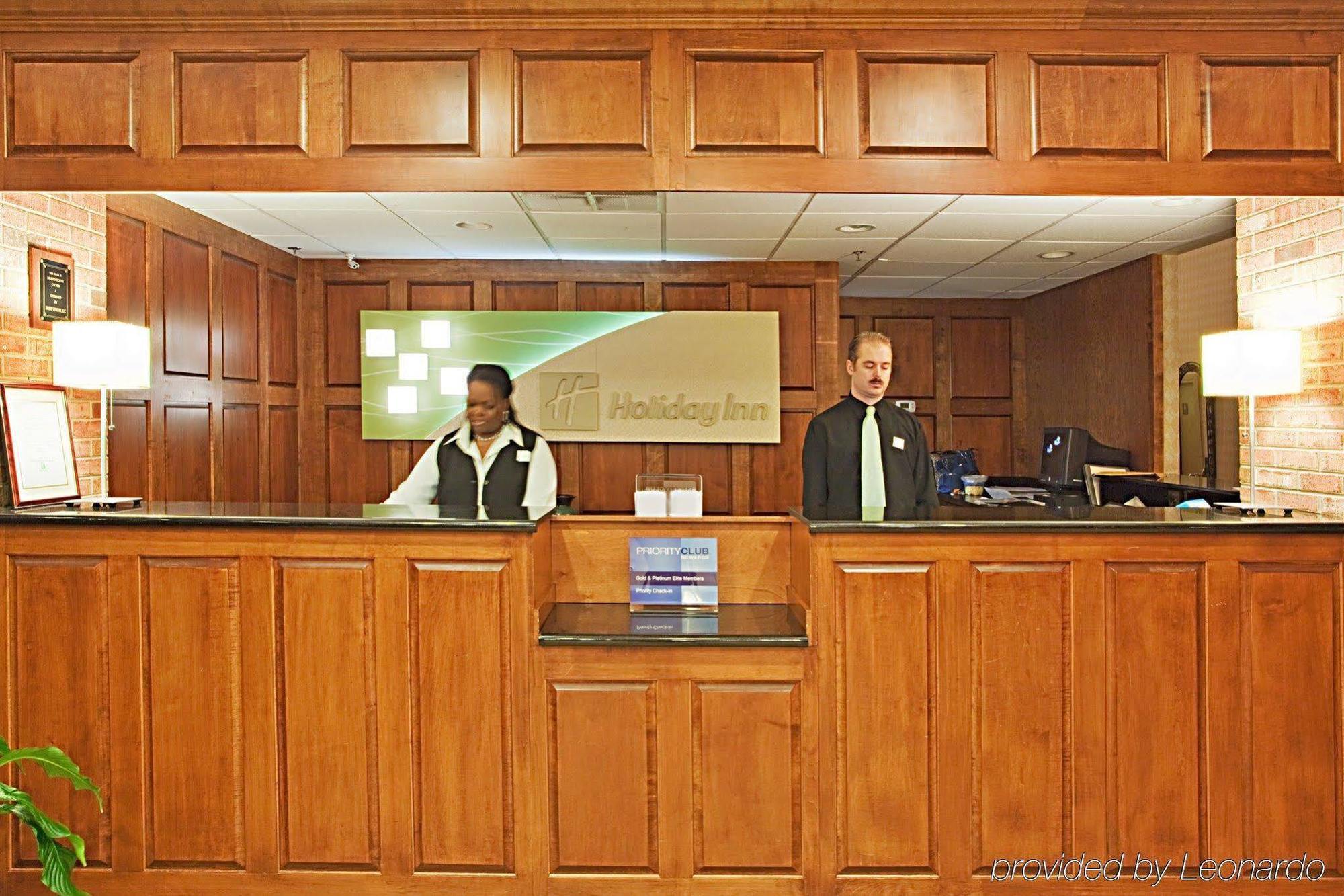 Holiday Inn Roanoke Airport - Conference Ctr By Ihg Beltér fotó